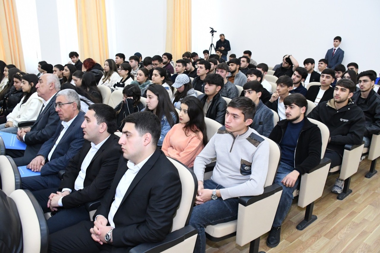 ADAU-da fermerlər üçün heyvan sağlamlığı üzrə təlim keçirilib - FOTOLAR